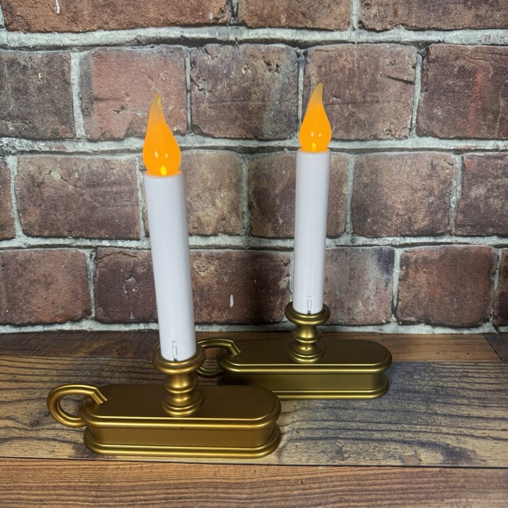 Lot Of 2 Carlon‎ Dusk to Dawn Flickering Flame Window Candles Light Sensor Gold